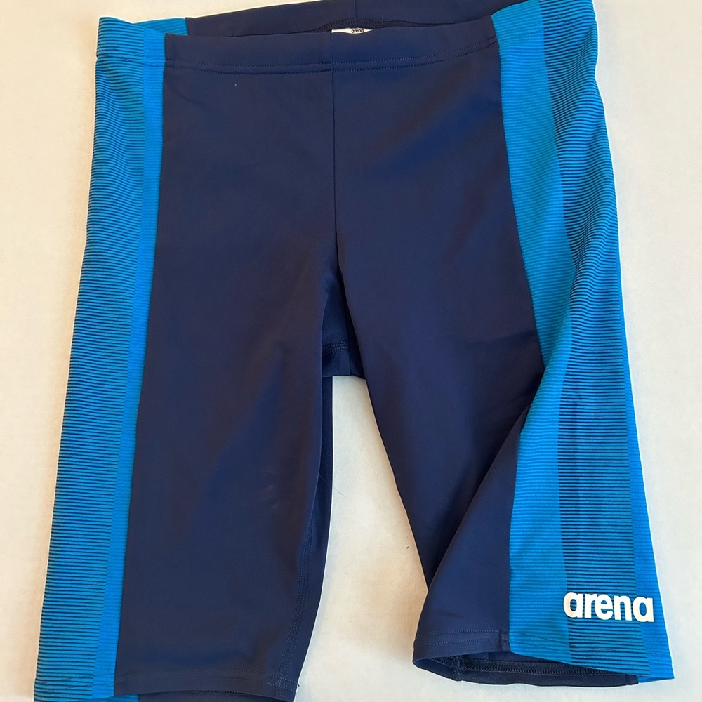 Arena swim suit size 32